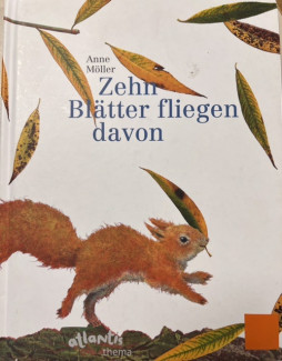 Zehn Blätter fliegen davon